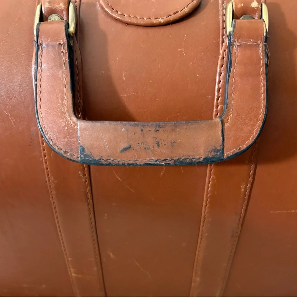 Bellino Vintage Tan Leather Briefcase